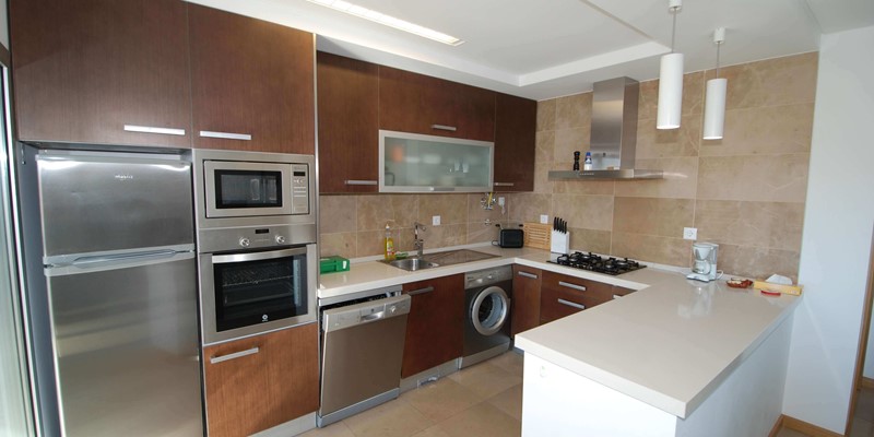 Well equipped kitchen