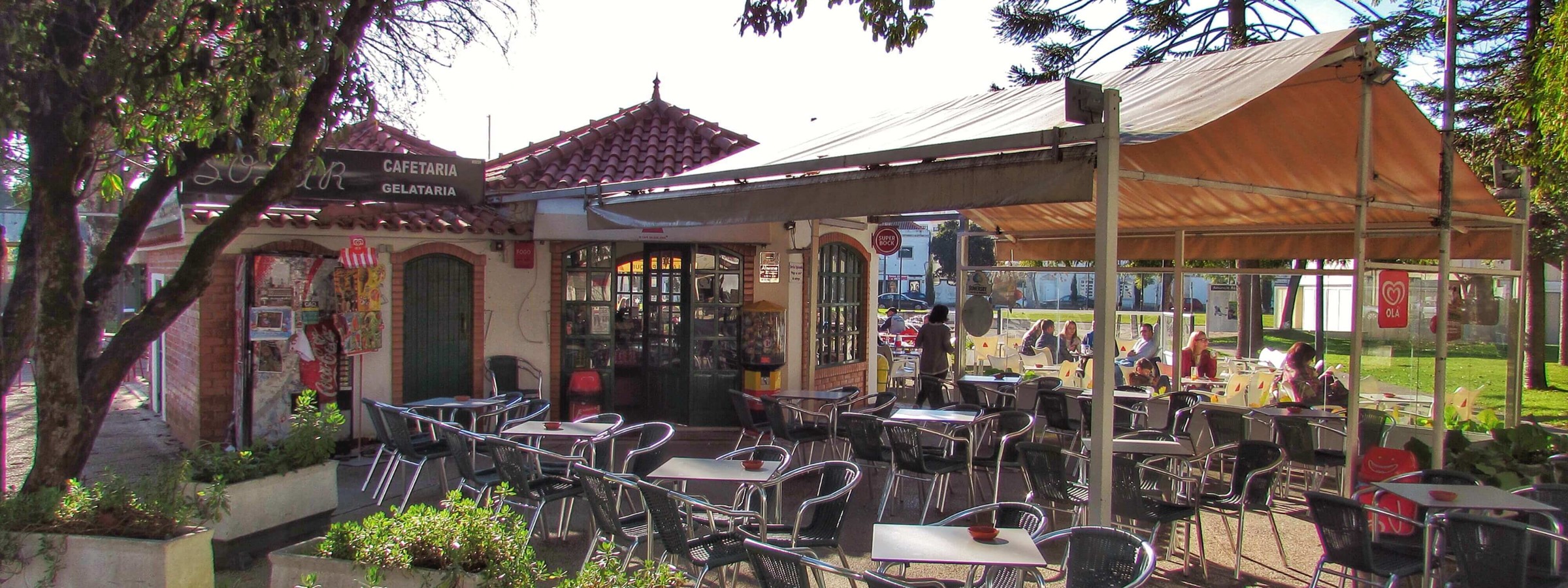 A Drink In The Sun At Solar Do Parque