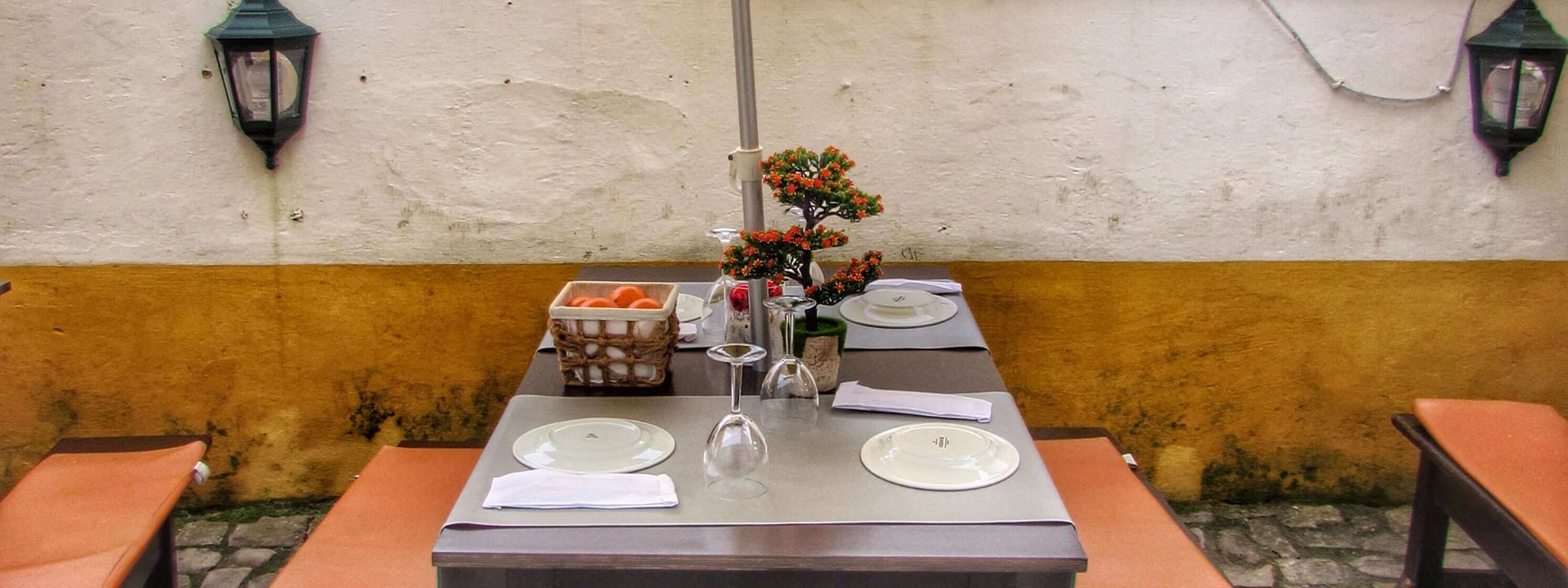 Alfresco Dining All Year In Obidos