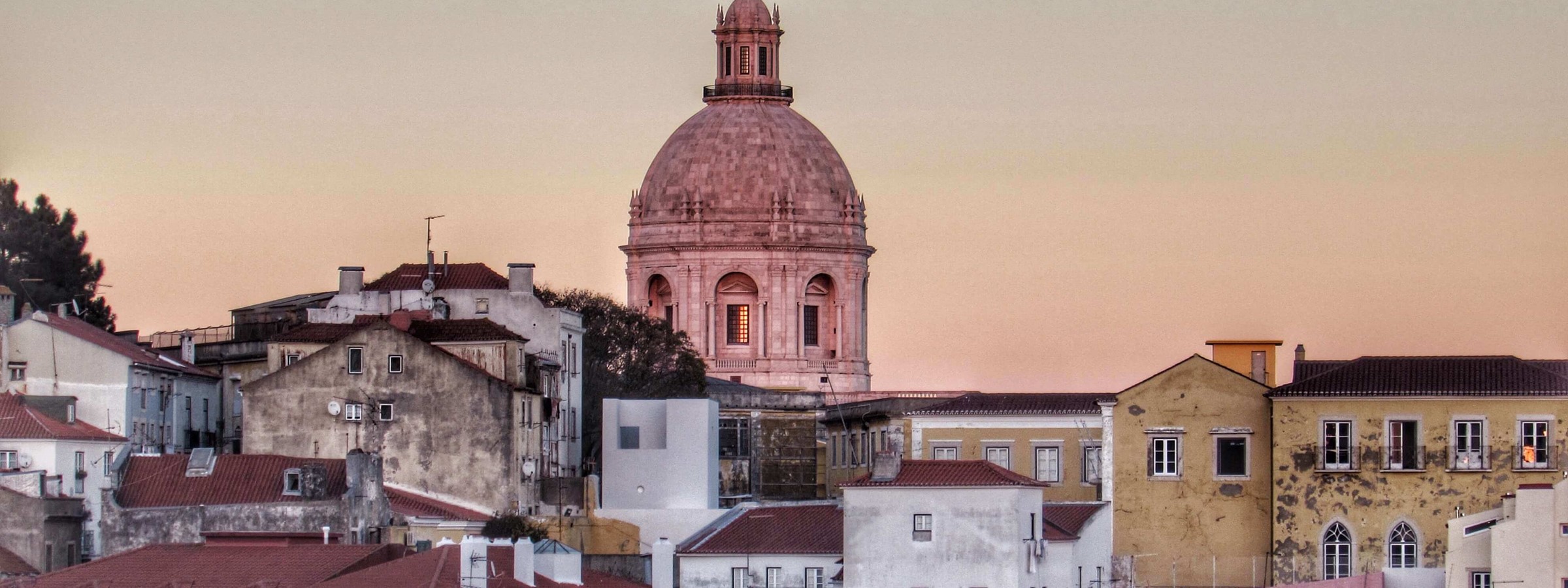 Wander The Churches And Castles Of Lisbons Seven Hills