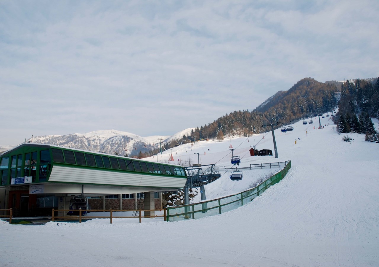 Montecampione main ski lift