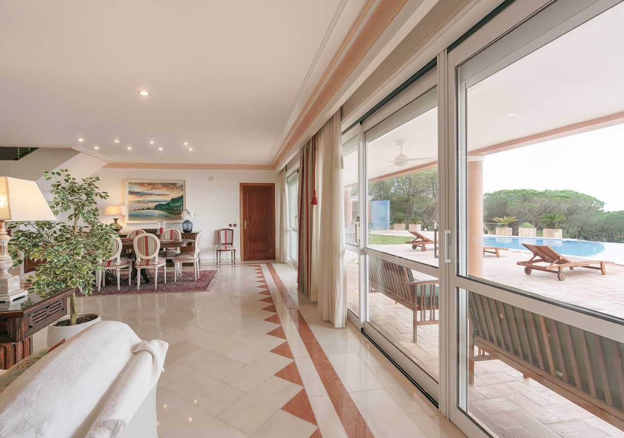 Fantastic living area with breathtaking view over terrace