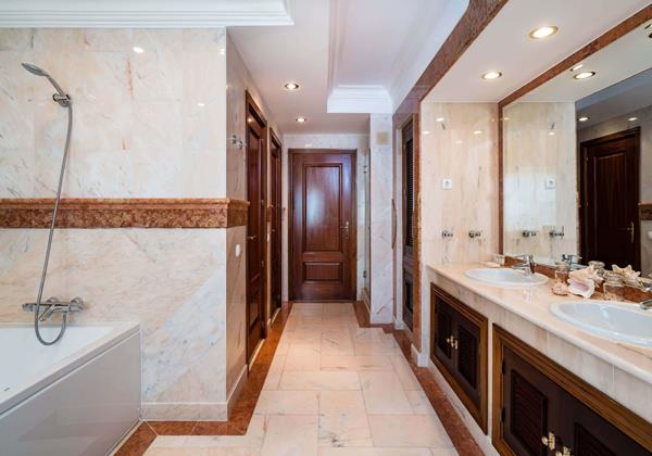 Large Bathroom