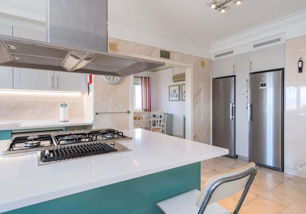 Large Beautiful Kitchen
