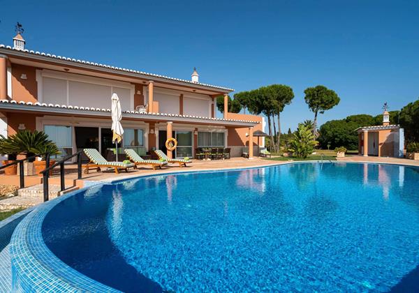 Luxurious Villa With Private Pool